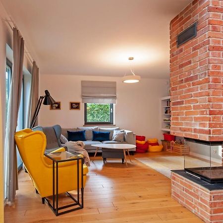 Wiselka Holiday House-1,2Km To The Beach; 5 Bedrooms, 3 Bahrooms; Fire Place. Private Sauna! Экстерьер фото