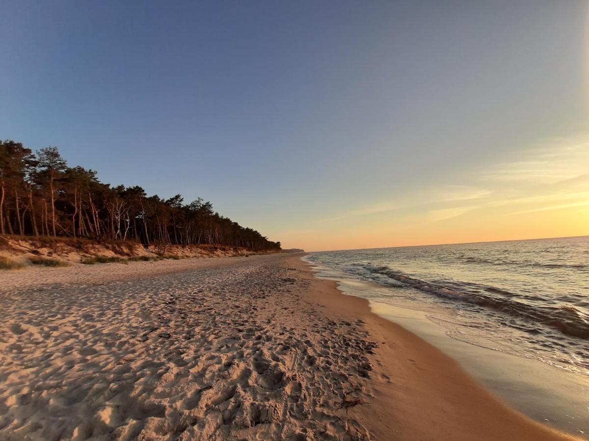 Wiselka Holiday House-1,2Km To The Beach; 5 Bedrooms, 3 Bahrooms; Fire Place. Private Sauna! Экстерьер фото