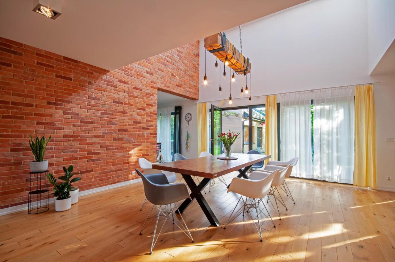 Wiselka Holiday House-1,2Km To The Beach; 5 Bedrooms, 3 Bahrooms; Fire Place. Private Sauna! Экстерьер фото
