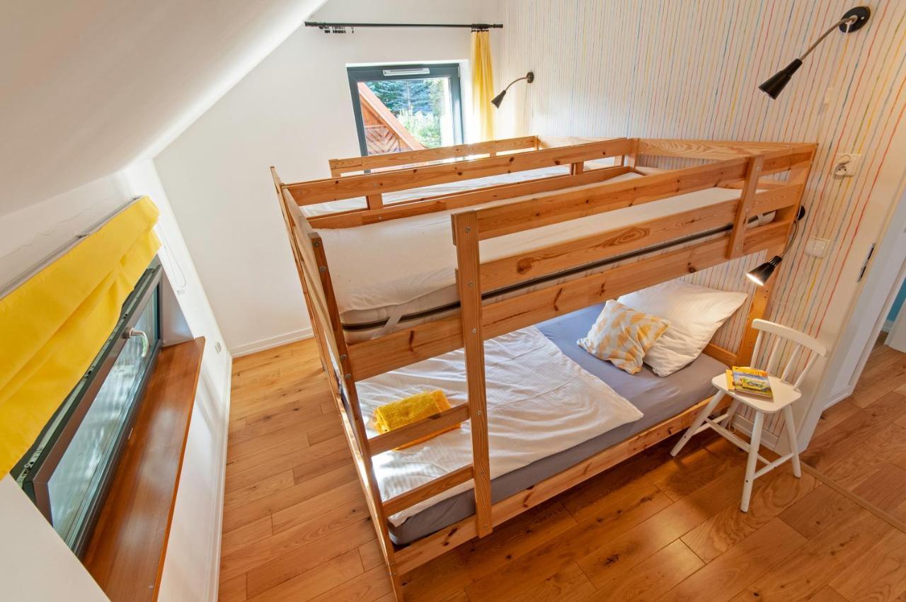 Wiselka Holiday House-1,2Km To The Beach; 5 Bedrooms, 3 Bahrooms; Fire Place. Private Sauna! Экстерьер фото
