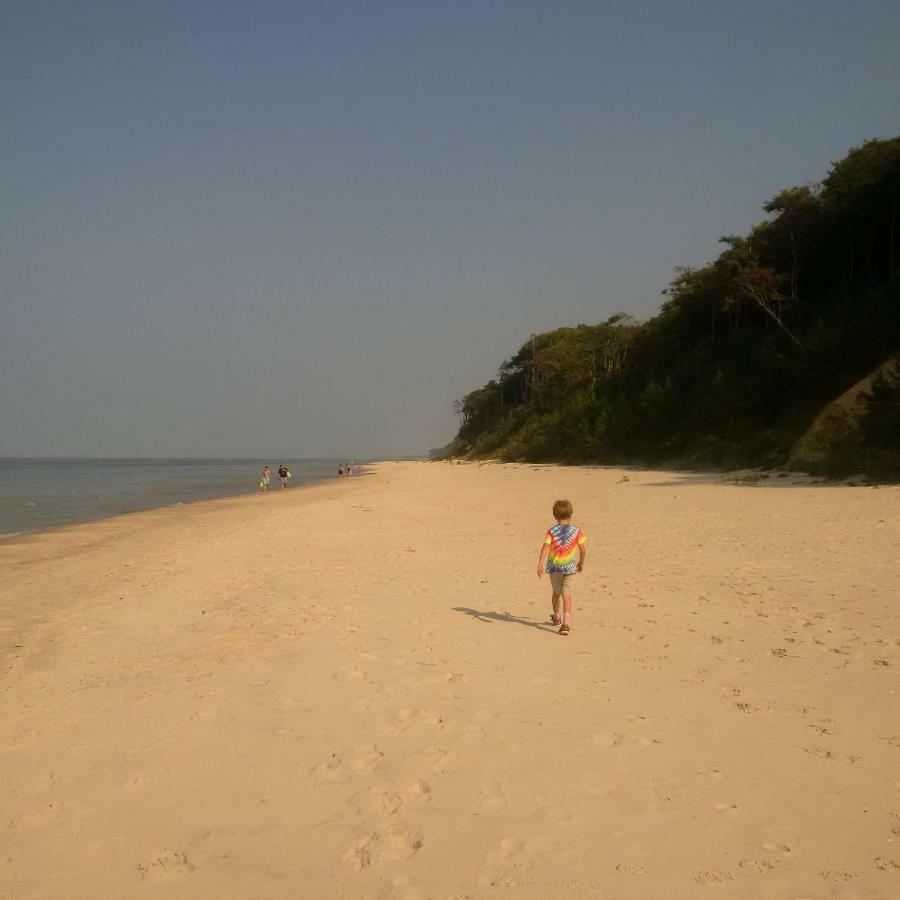 Wiselka Holiday House-1,2Km To The Beach; 5 Bedrooms, 3 Bahrooms; Fire Place. Private Sauna! Экстерьер фото